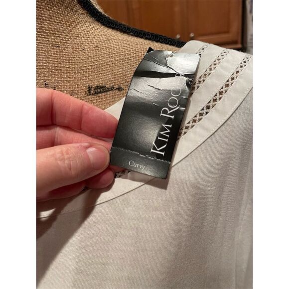 Kim Rogers Women's 2XL White Off Shoulder Blouse Lace Detail Summer - Picture 3 of 9